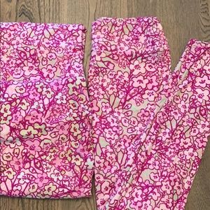 Lularoe leggings.